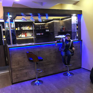 Meet your Posher, Mamuka